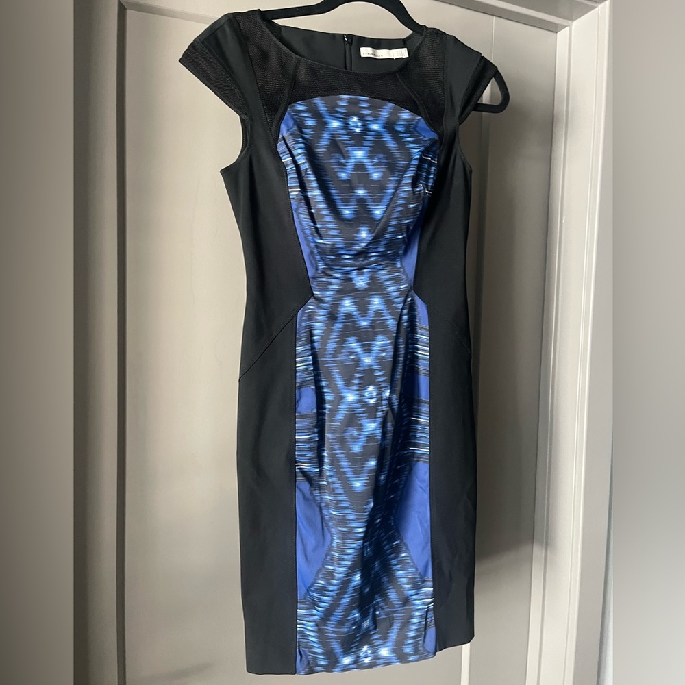 Karen Millen: Black & Blue patterned fitted dress with cap sleeves & mesh collar